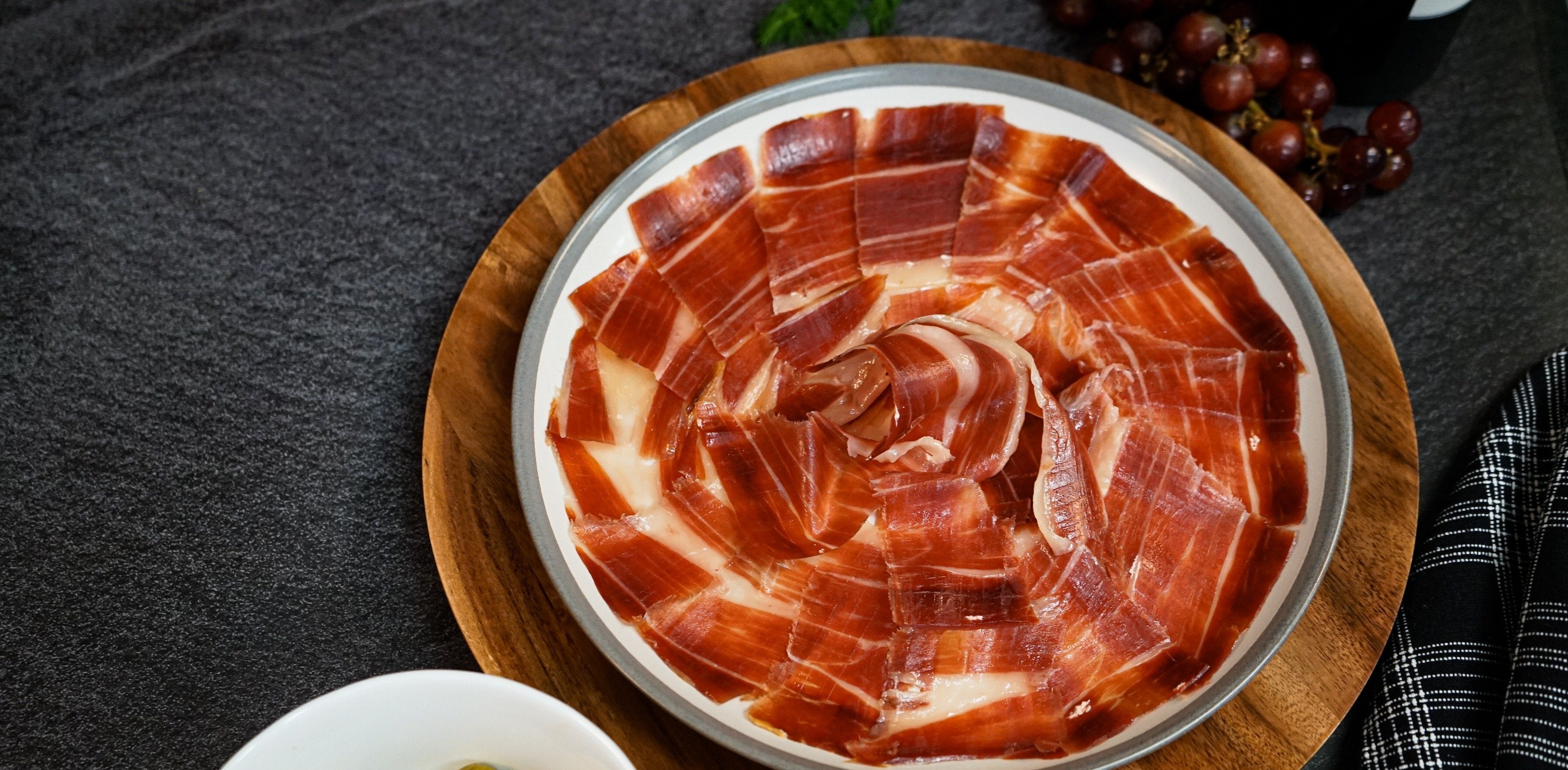 Premium Iberico & Serrano Shoulders - Fermin, Covap, 5J